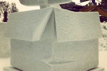 International Snow Sculpture Contest Runner Up: Sweden no Omiyage by Sweden