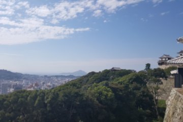 <p>The view from when the castle was built was probably very different, but it's still gorgeous</p>

