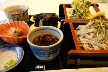 <p>The day use restaurant offers delcious, inexpensive meals</p>
