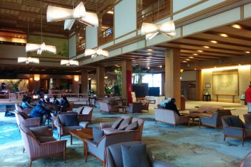 <p>The spacious lobby is perfect for lounging</p>
