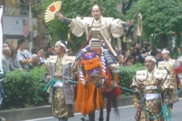Oda Nobunaga returns to his birthplace, Nagoya