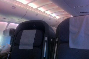 <p>2 by 2 business class shell seats give a club like atmosphere</p>
