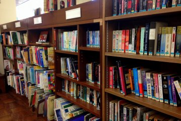 Fussa City Chuo Library 