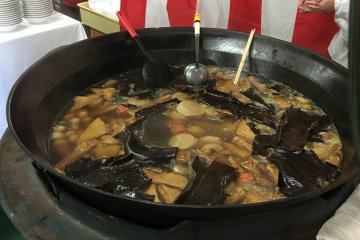 You can also enjoy oden made by the locals.