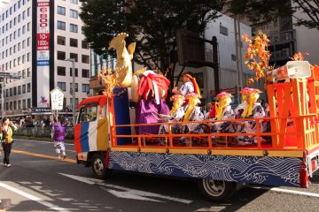 Beaucoup de couleurs avec les chars