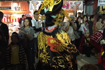 Parade des courtisanes de la période Edo (Oiran Dōchū)
