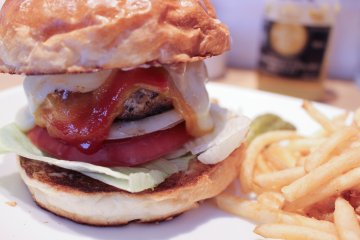 Airs Burger