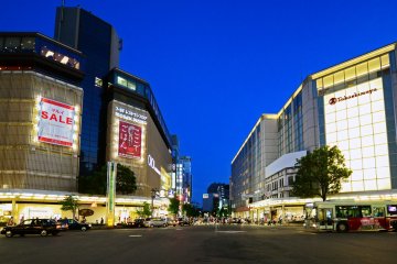 Glittery lights at Takashimaya Department Store Kyoto