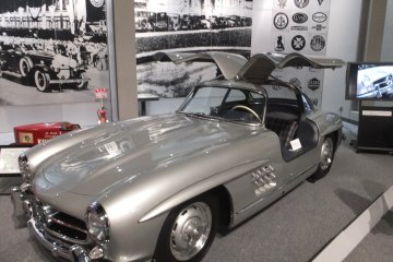 Mercedes
