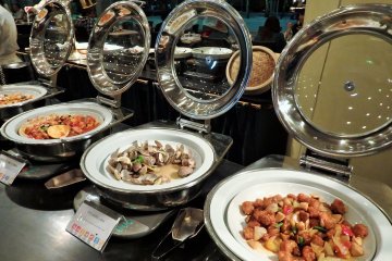 Even those with allergies and special food requirements can be accommodated. 
