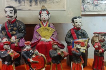 Boneka-boneka semasa perang