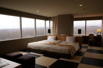 Corner suites provide stellar views over the landscape