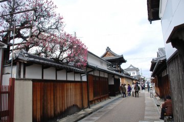Rue devant le temple Koshoji Betsuin