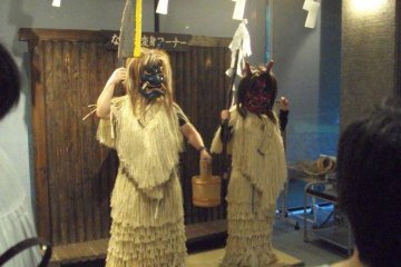 <p>Namahage photo area. Dress as a Namahage and don't forget your knife!</p>