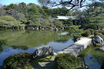 The gardens take up 33,000 square meters