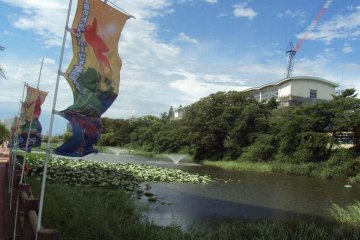 The water area was once the moat of the castle that used to stand in the park.