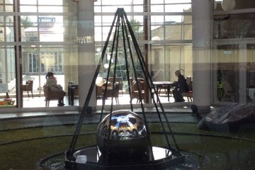 Main lobby, Villa de Agri