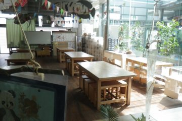 Arts and crafts room. Nakagawa Aqua Park hosts  activities and workshops on weekends and holidays. Pay for supplies only. Reserve your place at reception. They even offer cooking/baking classes!