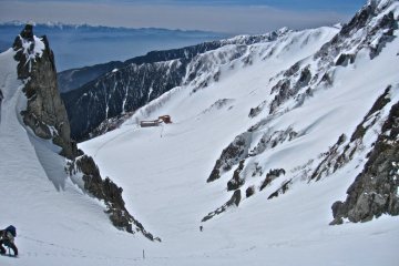 The Senjojiki Ropeway Station and Hotel from the top of the Cirque (April)