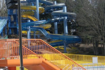 The tunnel waterslides at Ichi Man Nin Pool (10,000 person pool)