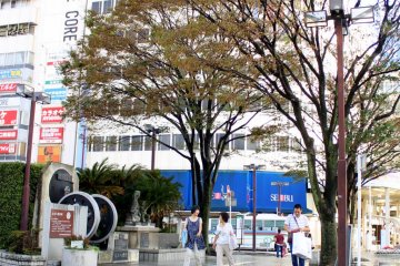 Let's step out from Numazu Station's Minami exit