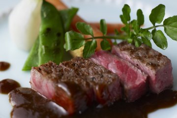 Tajima beef, similar to Kobe beef, the local specialty of the Tajima area