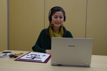 A participants practices online shodo via skype
