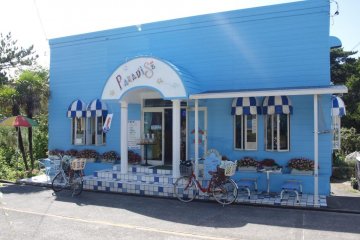 Paradise: a place to relax and have an ice-cream