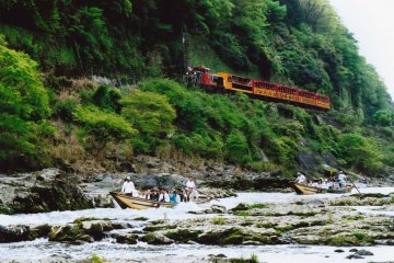 Sagano to Kameoka Torokko Romantic Train