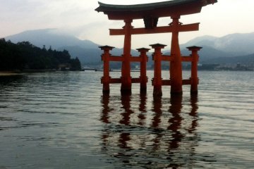 Toriimon gate