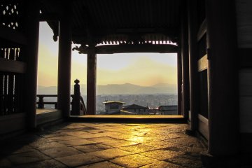 Sunset and city views from Kiyomizu-dera