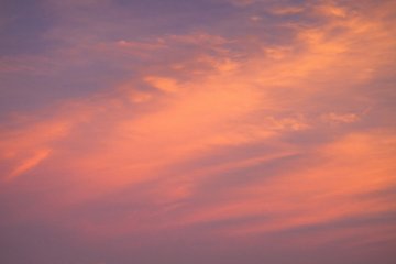 Nuages roses