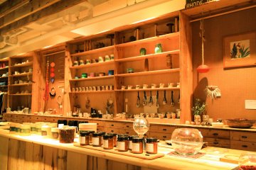 Well-organized handicrafts 