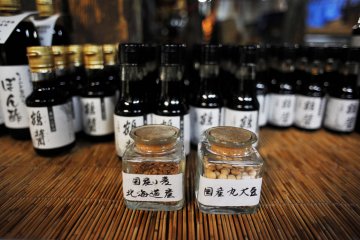 Berbagai jenis kecap di Yamaroku
