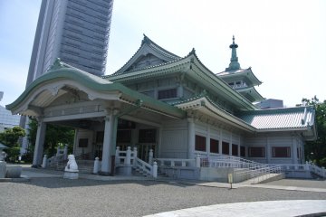 Memorial Hall