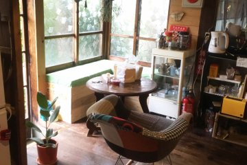 A cosy corner to enjoy one's coffee
