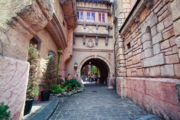 Guests take their pictures inside the reproduction of Monte Carlo