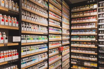 Paint supplies at K. Itoya
