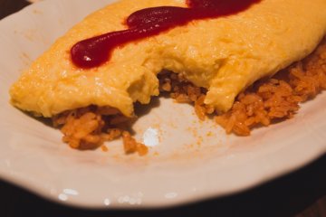 The buttery omelette complements the rice very well