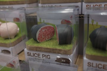 國際展示中心會場E區－手工飾品