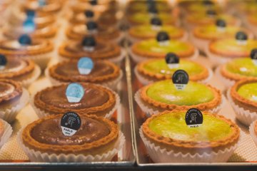 Chocolate and matcha flavours