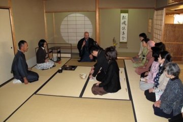 Lecturing in a traditional setting