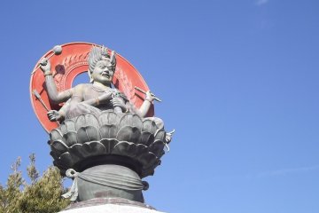 Hojuji Temple in Tsujido