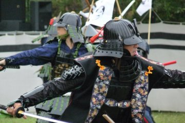 Reenactors and spectators alike clearly enjoyed themselves very much.