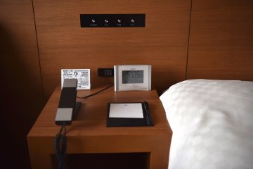Bedside table