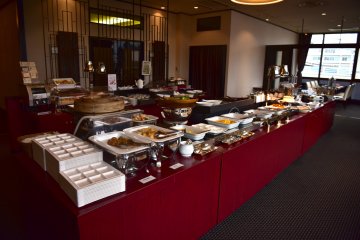 Buffet breakfast at Chinese restaurant, Juen