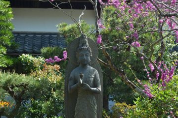 Goddess of Mercy found at the entrance of a house