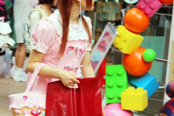 Harajuku shopper