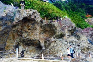 The pathway going up to the caves of the island is absolutely challenging but worth it.