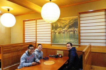 Anticipating our dinner at Hyoshiro Seafood Restaurant